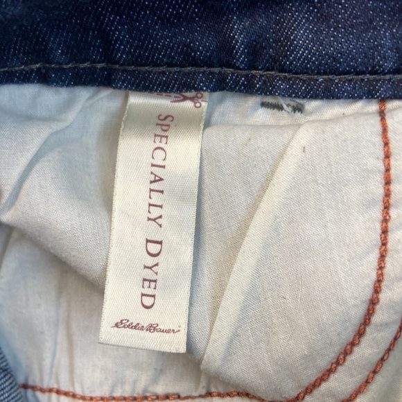 Eddie Bauer Curvy Capri Jeans - Picture 7 of 9